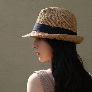 Pas cher petit bord Fedoras seau femmes chapeau de paille plage chapeau de soleil mâle chapeaux pour femmes marque de créateur casquette de Golf 231228