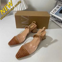 Magasin pas cher 90% de réduction en gros Za2024 produit d'été chaussures pour femmes matériau tissé Transparent PVC épissé Baotou talon épais sandales hautes polyvalentes