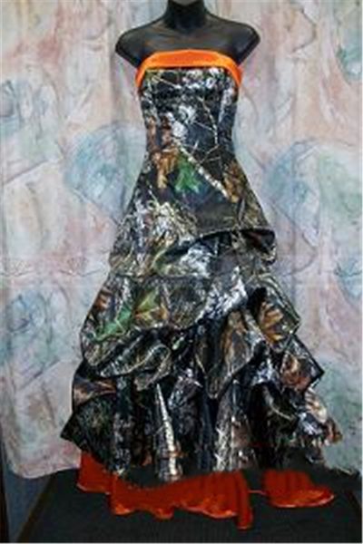 Sin tirantes A-Line Camo Vestidos de novia Vestidos drapeados con cordones en la espalda Vestidos de novia Personalizados Tallas grandes Árbol real Vestidos largos formales De Noiva