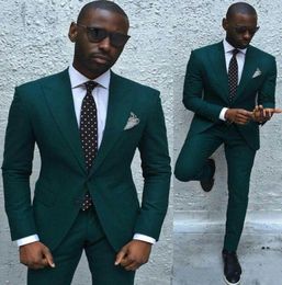 Dos piezas baratos Hunter Green Men Suits 2018 New Groom Bridal Tuxedos Made Groomsmen Suit Men PROM Party Suit Jack2766620