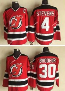 Pas cher Vintage 30 Martin Brodeur Jersey New Jersey 4 Scott Stevens rouge cousu CCM Vintage maillots de hockey classiques