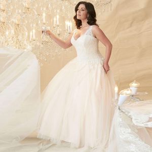 Goedkope Trouwjurken Plus Size A-Lijn Kant Cap Mouw V-hals Tule Big Vrouwen Bruiloft Bruidsjurken Robe de Mariage