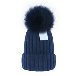 Goedkope Hele beanie Nieuwe Winter caps Gebreide Hoeden Vrouwen motorkap Dikker Mutsen met Echt Wasbeer Bont Pompons Warme Meisje Caps pomp75026517027