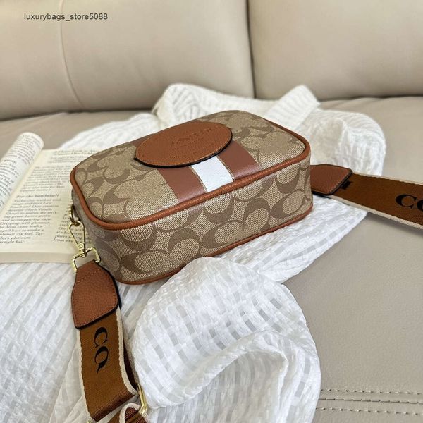 Pas cher en gros 50% de réduction sur les nouveaux sacs à main de créateur Olay New Stripe Dempsey Camera Bag Toile Panneau En Cuir Carré