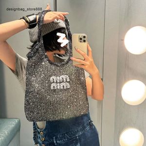 Pas cher en gros liquidation limitée 50% de réduction sac à main populaire Y2k sac à paillettes avec le même style que la fille simple épaule portable sous les bras fourre-tout nouvelle tendance pour femmes