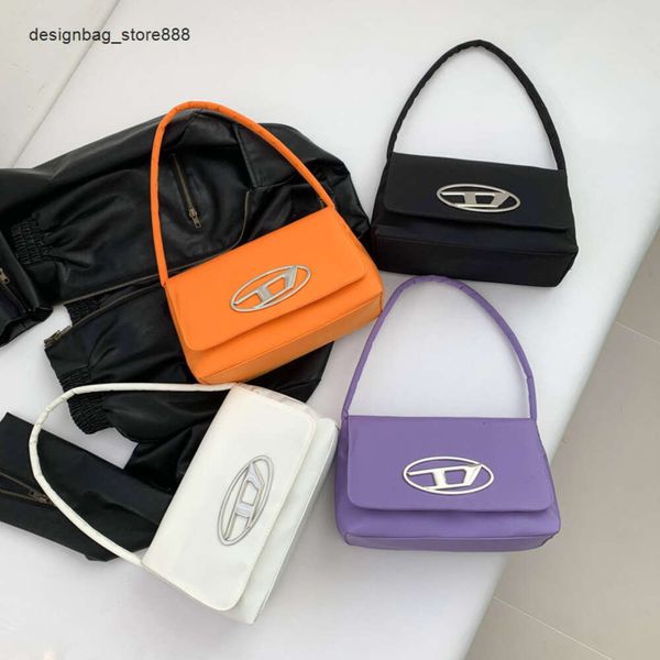 Barato Venta al por mayor Liquidación limitada 50% de descuento Bolso Grupo pequeño para mujeres Primavera Nuevo Bolso cruzado minimalista y de moda Casual Bolso de un solo hombro