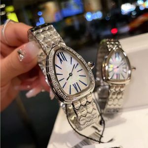 Montre de créateur de mode à Quartz automatique en acier inoxydable avec tête de serpent et diamant de haute qualité pour femmes bon marché