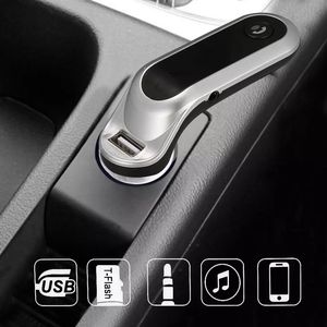 Adaptateur Bluetooth pour voiture S7 le moins cher Transmetteur FM Kit de voiture Bluetooth Mains Adaptateur radio FM avec sortie USB Couleurs du chargeur de voiture + Boîte de vente au détail