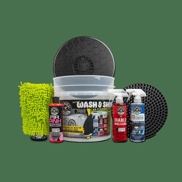 Kit de limpieza profesional para autos con brillo y lavado de Chemical Guys (7 productos esenciales)