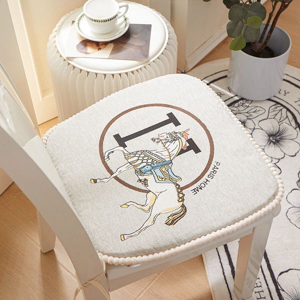 Chenille éponge Table à manger chaise coussin mousse à mémoire PP coton coussins chaise coussins épaissi blanc cheval lumière luxe tabouret coussin
