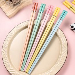 Cherry Blossom Chopsticks Food Grade Plastic Pet Hoge temperatuur Resistent Non-Slip Food Sushi Chopstick