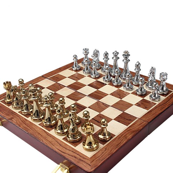 Jeux d'échecs 39CM grand ensemble en métal 2 reine planche en bois pliante pièces artisanales jeu de Table Portable voyage 230512