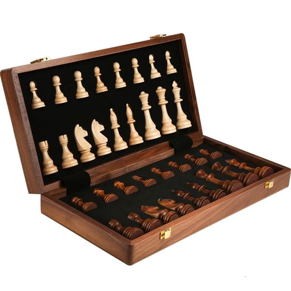 Jeux d'échecs Jeu d'échecs en bois de qualité supérieure pliant grand travail manuel traditionnel pièces en bois massif échiquier en noyer enfants cadeau jeu de société 230615