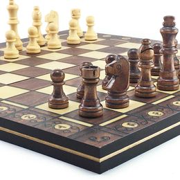 Schaakspellen Chesse International Chess Game Super Checkers 3 in 1 Schaken Houten reisschaakspel Opvouwbaar schaakbord Backgammon 231127