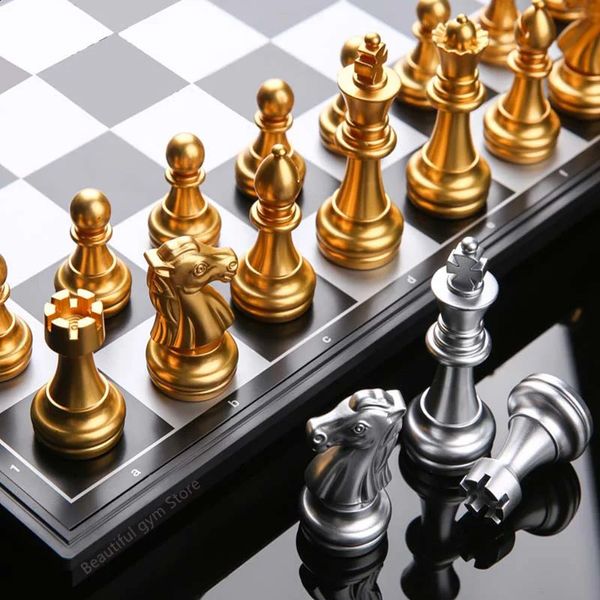 Juegos de ajedrez Juego de ajedrez medieval con tablero de ajedrez de alta calidad 32 piezas de ajedrez doradas y plateadas Juego de mesa magnético Juegos de figuras de ajedrez Szachy Checker 231118