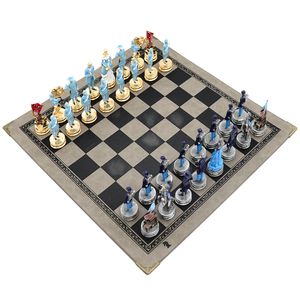 Schaken Games Metal Painted Desktop Intelligent Game War Thema Speelgoed Luxe Knight Hand Checkers Card Gift Serie Tekens 230615