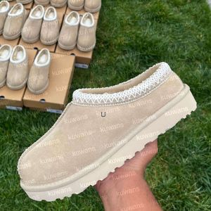 Chesut Classic Ultra Mini Boot Mustard Seed Tazz Slipper - Sheepskin Suede Wool -Lined Winter Shoes voor mannen en vrouwen