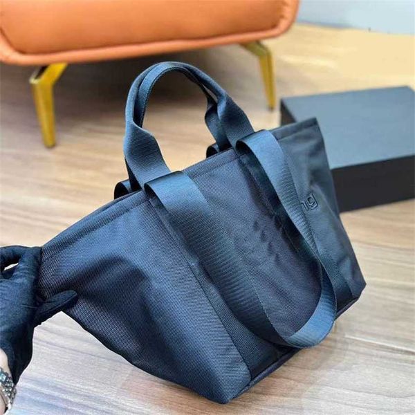 Chic Ale Sac Designer Femmes Toile Totes Noir Sac De Voyage Casual Luxurys Sac À Main Sacs À Bandoulière Sac À Main Shopper Lady Sports Bandoulière Sacs 230318