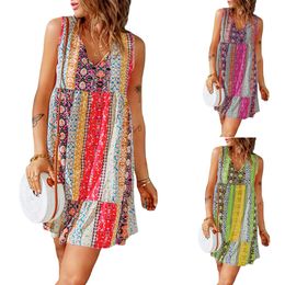 Chique en comfortabele dames solide kleur polyester v-neck bloemen gedrukte mini-jurk met patchwork AST8429