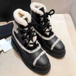 Chique enkel-snowboots Combat winterlaarzen Afgeronde neus Veterschoenen Martin Boot Blok Lage hak Booties Luxe ontwerpers Casual schoenen