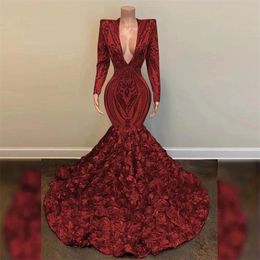 Chic Bourgondië Mermaid Prom Dresses 3D Rose Flower Geappliceerd Sexy V-hals Lange Mouw Avondjurk 2021 Sweep Trein