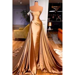 Robe de soirée de forme sirène, asymétrique épaule dénudée, Chic, Champagne, or, Sexy, dos nu, plis en cristal, avec traîne détachable, BC