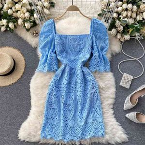 Elegante diseño vestido de encaje mujer moda verano manga soplo cuello cuadrado vintage azul blanco rojo elegante fiesta vestidos 210603