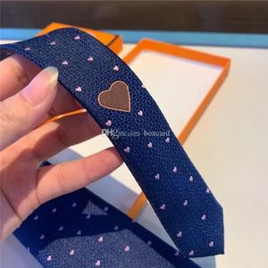 Chic Designer Unisexe Cravates Amour Motif Imprimé Cravates Hommes Femmes Couple Cravate Corbata Cravattino Avec Cadeau Box306V