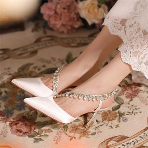 Chique hakken hoge hakken sandalen dames lint parel pearl rhinestone slanke hakken veelzijdige rug lege single zomer dames nestiletto sandaal 240228