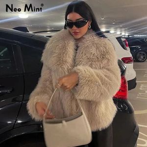 Chic Ins Blogger Brand Fashion Fake Fox Fur Jacket Coat Dames Winter Luxe Design Big Collar Fur Coats Cool Girls Overcoat 240117