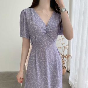 Chic coréen doux mince une ligne col en V à manches courtes violet robe florale femmes à lacets taille mince vert robe d'été mode 210610