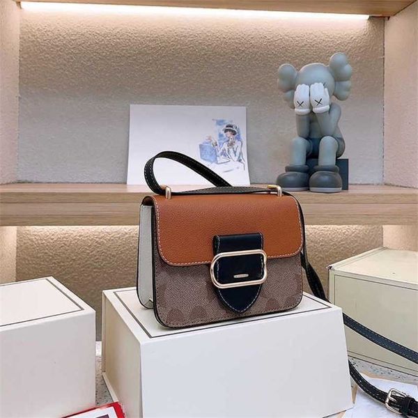 Chic Mini Flap C-Bag Crossbody Bolsas Monederos Monederos Luxurys Bolsos Mujeres Brown Bolsa de hombro Moda Cuadrado Teléfono Cross Body Tote Bolso 230819