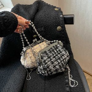 Chic Mini laine pince sac Vintage chaîne bandoulière pour femmes nouveau tissé sac à main femmes épaule sac à main plage 230202