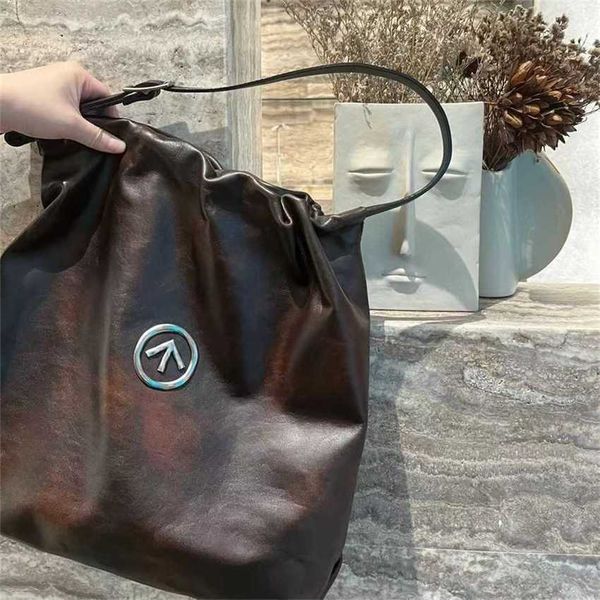 Bolsos de hombro elegantes Bolsa de basura Piedra negra Hobo Planta Bronceada Moda plisada Versátil Un crossbody Bolsos de diseñador suaves Tote 240311