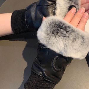 Chique warme bontleren handschoenen Designer Winter Dames Schapenvacht Wanten Klassieke vingerloze handschoenen