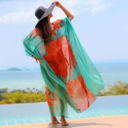 Mousseline de soie Longue Plage Cover Up Femmes Robes Robe De Plage Robes Playa Bikini Pareos Mujer Beachwear # N679 Maillots de bain pour femmes