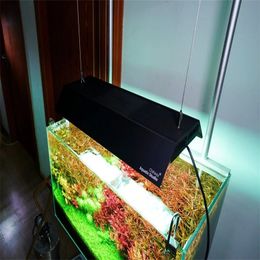 Chihiros WRGB II 2 Amélioration de la lumière LED RGB RV Specturn intégré dans Bluetooth App Control Aquarium Water Plant Éclairage