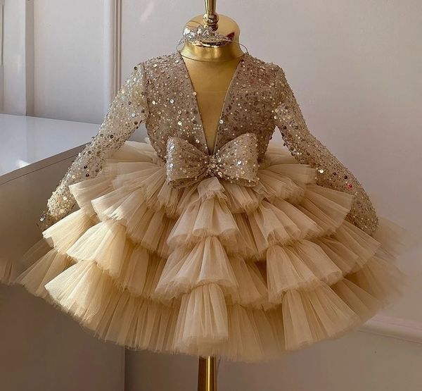 Robe de mariée en enfant fille avec des robes de fête champagne à bow