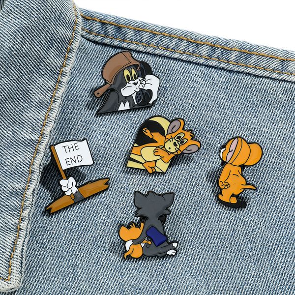 Carton de dessin animé TV souris souris en émail épingle mignon films anime jeux épingles en émail dur collectionne le cartoon métaton broche sac à dos sac de sac à dos collier badges