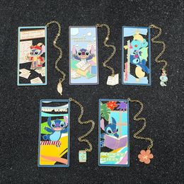 Enfance Elf Friends Game Film Film Film Movie Peripheral Bookmarks Metal Hollowed Craft Bookmarks Stationnery and Gifts Clip