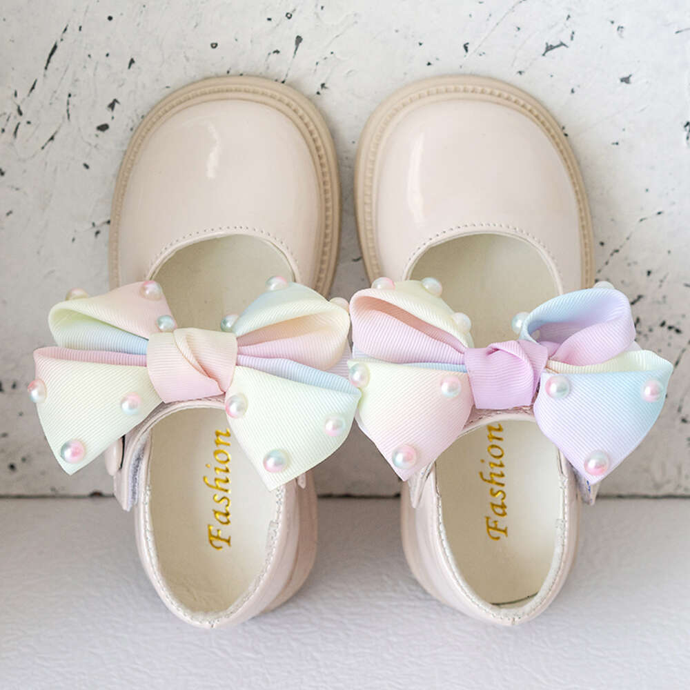 Enfants 2023 Spring New Colore Pearl Bowknot Princess For Kids Girls Fashion Cute JK Baby Girl Shoes Mary Janes L2405 L2405