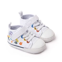 Enfants Baby First Walkers Kids Boy Girl Chaussures Automne Fashion Broidered Flored Flower Non Slip Toddlers Soft