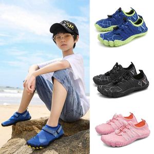 Zapatos acuáticos descalzos para niños, zapatillas de natación para niños, zapatillas de deporte para niños y niñas, zapatos de playa para senderismo, zapatos de baño de agua de secado rápido Y0714