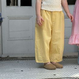Vêtements d'enfants enfants Couleur foncière décontractée 2024 Summer Korean Style Boys et Girls Pantalons lâches Simple L2405
