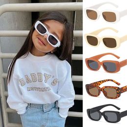 Enfants mignons rectangle givré vintage uv400 filles extérieures garçons sweet protection Classic Kids Sunglasses L2405