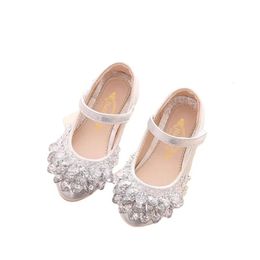 Enfants Glitter Kids Girls Chaussures en cuir Princesse Toddler Big Girl Girl Wedding Party Shoe 240321