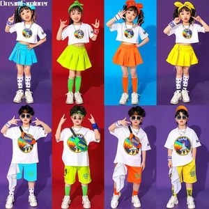 Enfants Hip Hop Summer Clothes Sets Girls Crop Top Sweet Sweet Sweet Tshirt Street Dance Solid Cargo Shorts enfants Costumes de jazz 240515