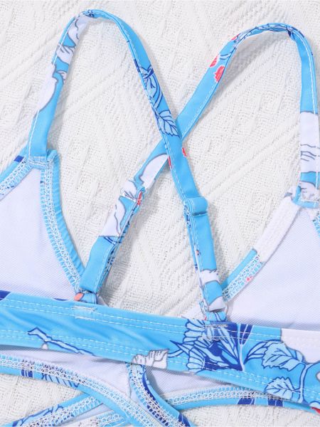 Enfants pour enfants Girls Bikini Swimsuits de maillot de bain Triangle imprimé floral Bra + Brief plage Portez deux pièces
