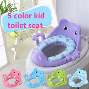 Children kids toilet seat cute cartoon kids baby toilet seat ring Baby Travel Potty Portable Toilet Ring with armrest kid394