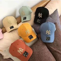 Kinderen Koreaanse editie Trendy Instagram Gold Thread geborduurd honkbal voor heren buiten sport mode sunshade duck tong hoed nieuwe stijl